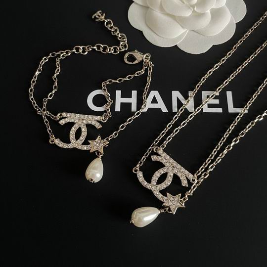 Chanel bracelet 12lyh50